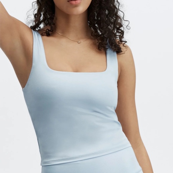 Fabletics Tops - Fabletics Lydia Shine Built-In Bra Tank Size:M